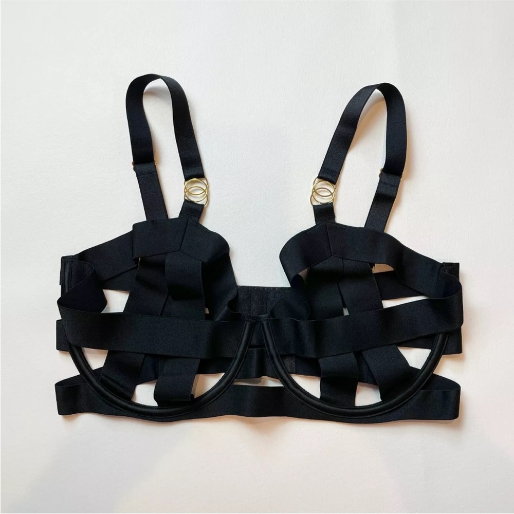 Victoria's Secret Bra 32DD Unlined Balconet Strappy Banded
Black NWT
